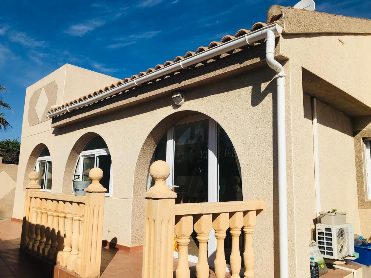 Villa With Super Swimming Pool Gran Alacant Εξωτερικό φωτογραφία